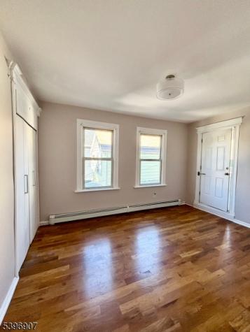 203 2ND Street Newark NJ 07107