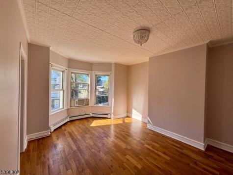 203 2ND Street Newark NJ 07107