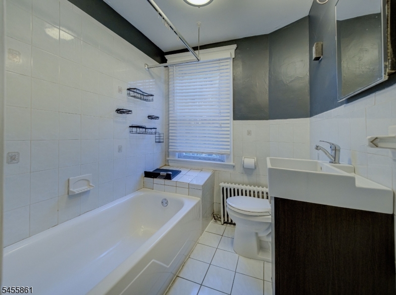 251 N 7th Avenue Manville NJ 08835