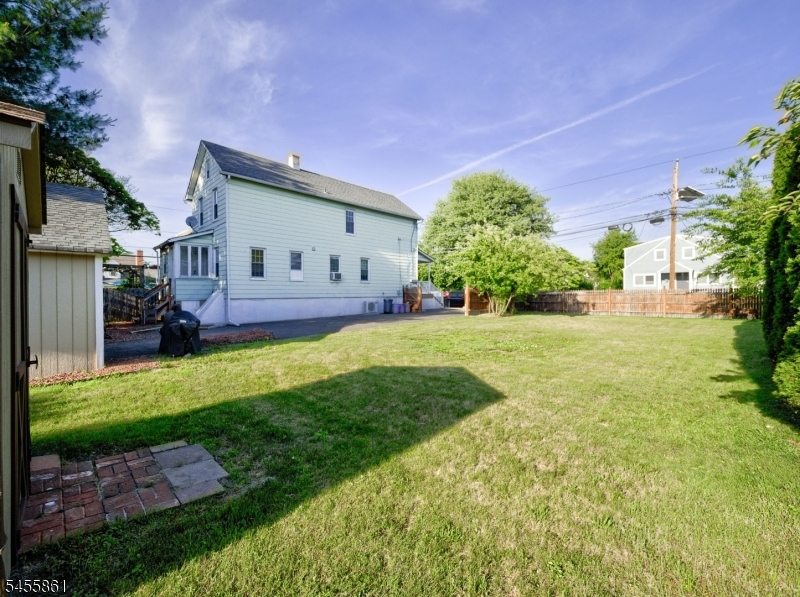 251 N 7th Avenue Manville NJ 08835