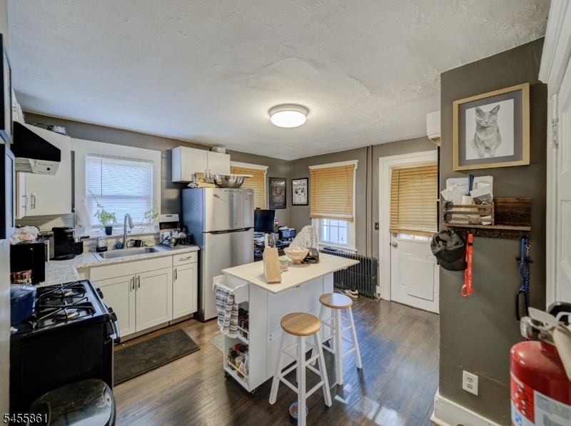 251 N 7th Avenue Manville NJ 08835