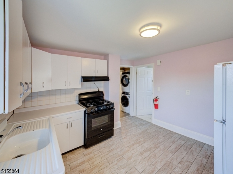 251 N 7th Avenue Manville NJ 08835