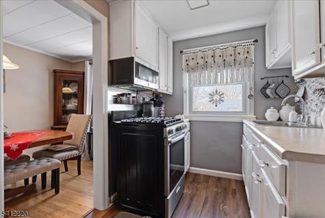 564 Spruce Avenue Garwood NJ 07027