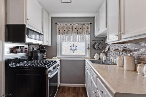 564 Spruce Avenue Garwood NJ 07027