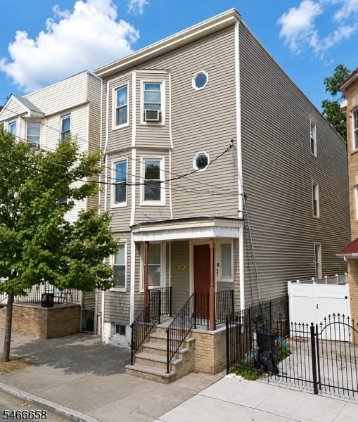109 S 12th Street Newark NJ 07107