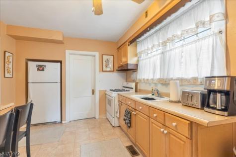 419 Oak Street Garwood NJ 07027
