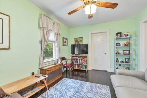 419 Oak Street Garwood NJ 07027