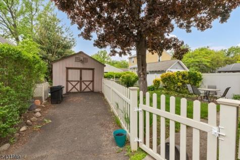 419 Oak Street Garwood NJ 07027