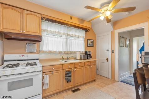 419 Oak Street Garwood NJ 07027