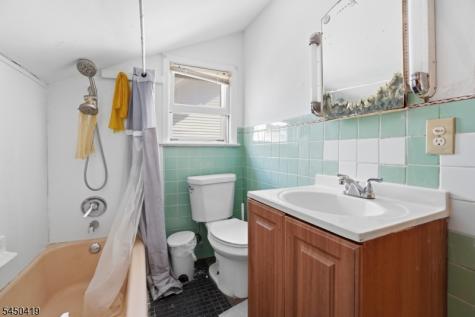51 N 17th Street Prospect Park NJ 07508