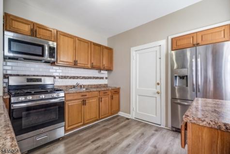 29 W 12th Street Linden NJ 07036