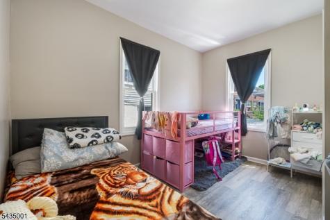 29 W 12th Street Linden NJ 07036