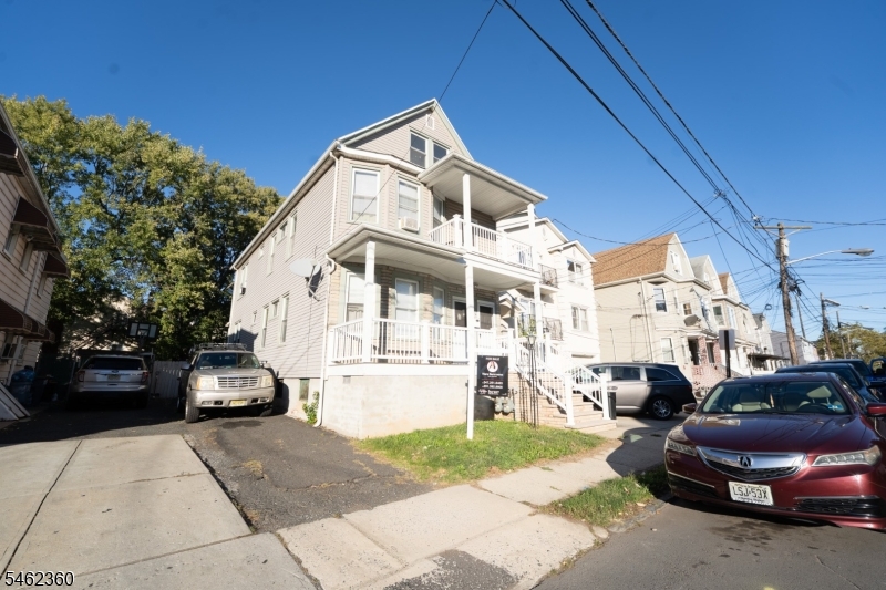 1023 William Street Elizabeth NJ 07201