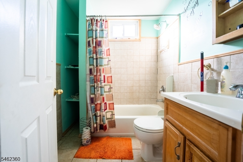 1023 William Street Elizabeth NJ 07201