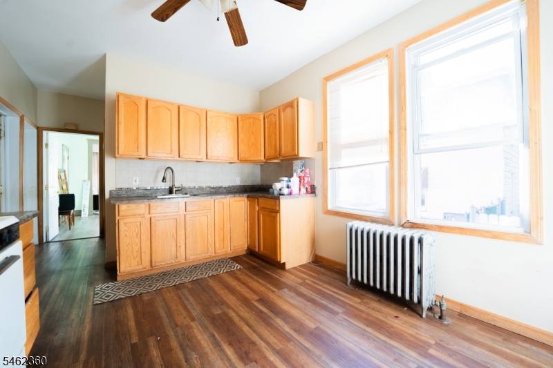1023 William Street Elizabeth NJ 07201