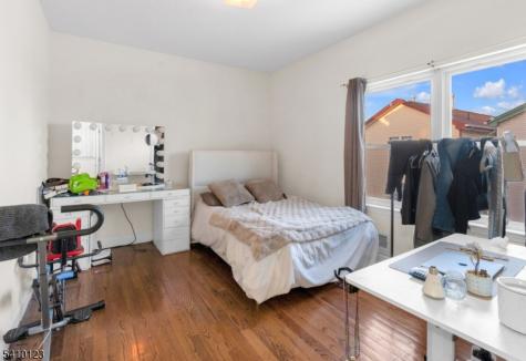 327 S Park Street Elizabeth NJ 07206