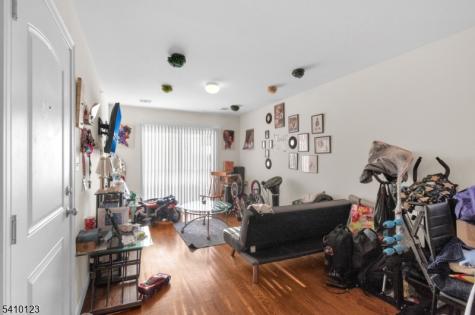 327 S Park Street Elizabeth NJ 07206