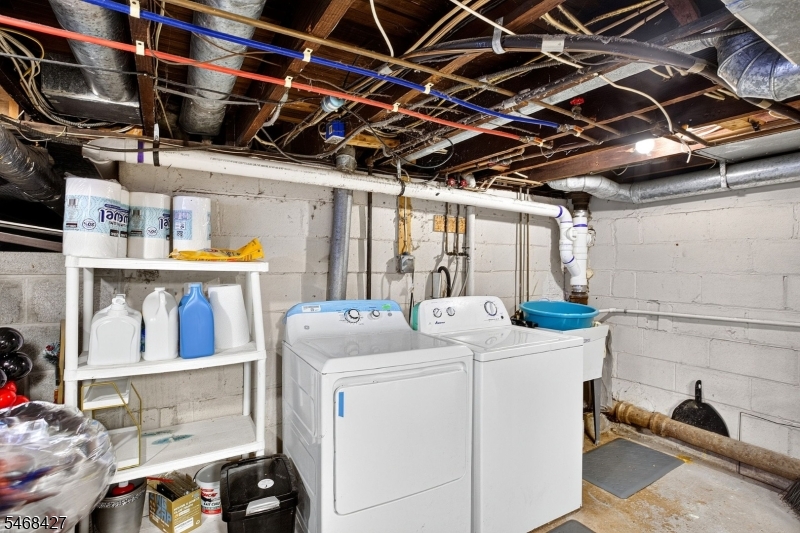 319 Runyon Avenue Middlesex NJ 08846