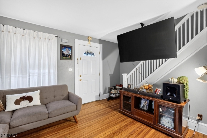 319 Runyon Avenue Middlesex NJ 08846