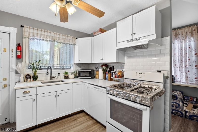 319 Runyon Avenue Middlesex NJ 08846