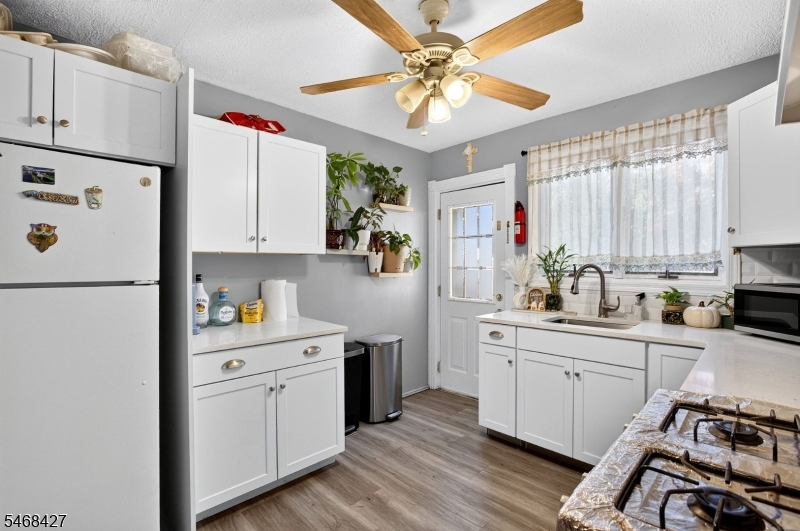 319 Runyon Avenue Middlesex NJ 08846