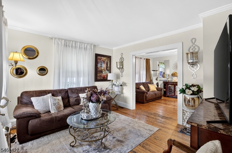 319 Runyon Avenue Middlesex NJ 08846