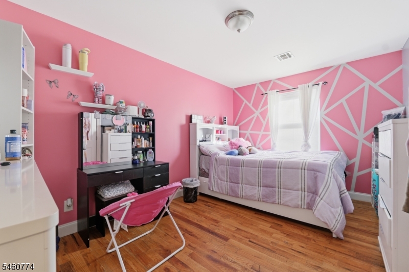 28 Hanford Street Newark NJ 07114