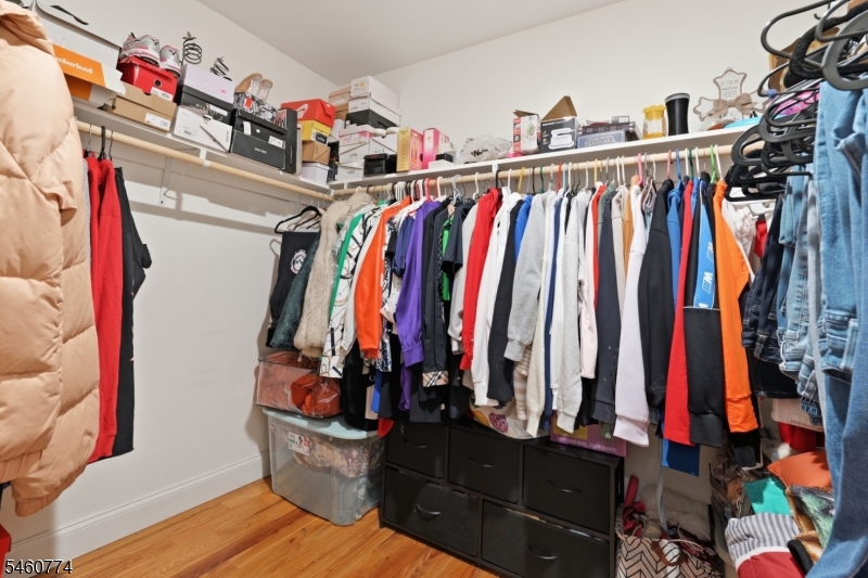 28 Hanford Street Newark NJ 07114