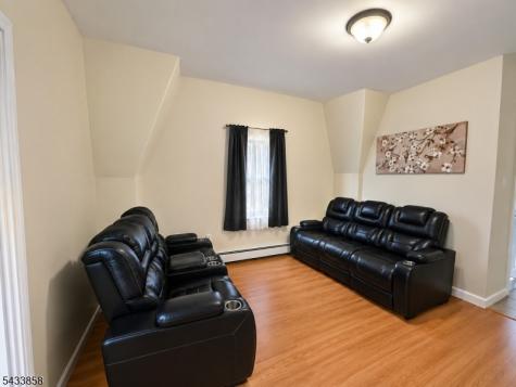 327 Amherst Street East Orange NJ 07018