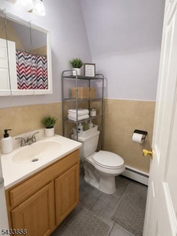 327 Amherst Street East Orange NJ 07018