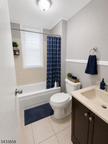 327 Amherst Street East Orange NJ 07018