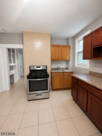 327 Amherst Street East Orange NJ 07018