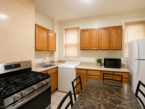 327 Amherst Street East Orange NJ 07018