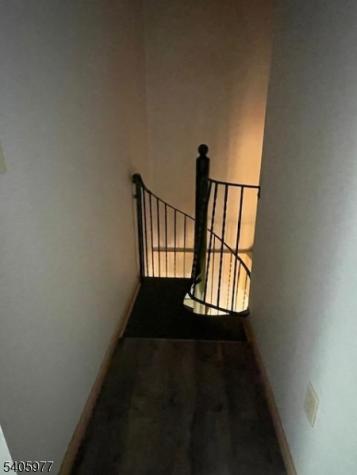 332 Lafayette Street Newark NJ 07105