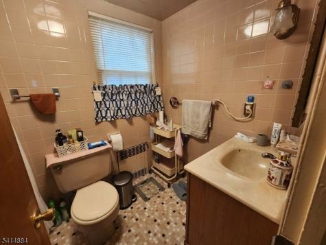 5 Bellevue Avenue Bloomfield NJ 07003