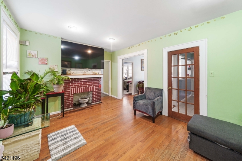 1460 Clinton Avenue Irvington NJ 07111