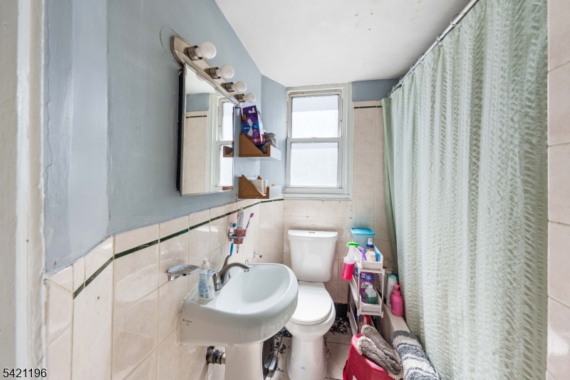 1460 Clinton Avenue Irvington NJ 07111