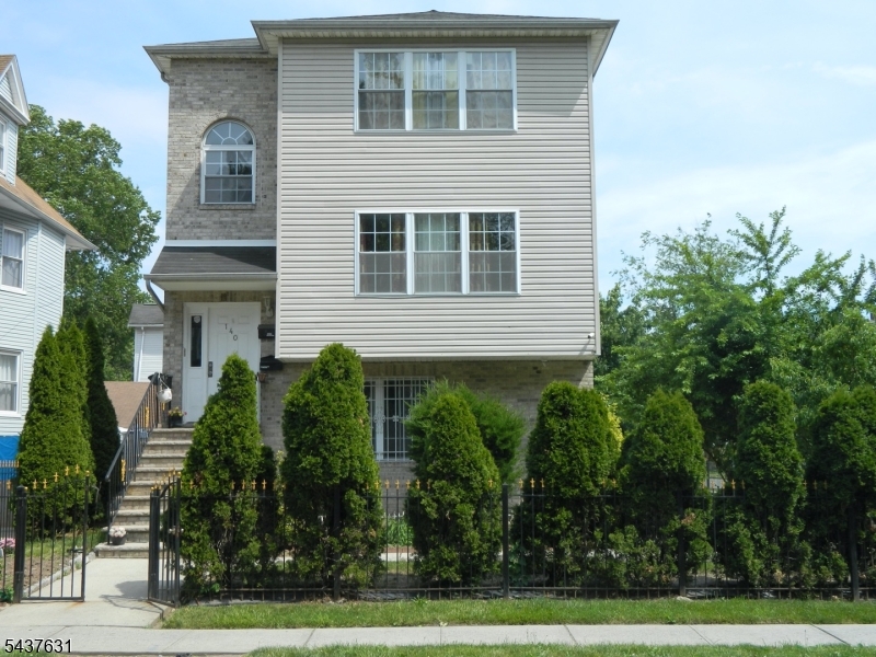 140 S Burnett Street East Orange NJ 07018