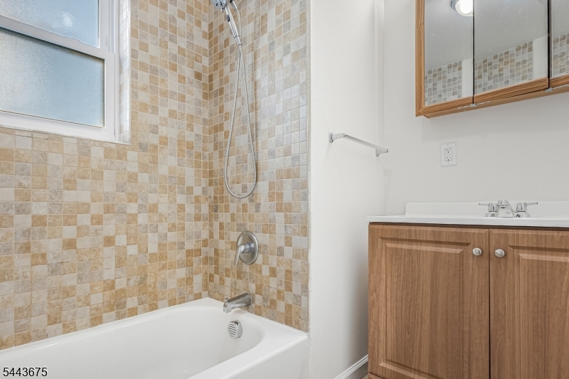 326 Magnolia Avenue Elizabeth NJ 07206