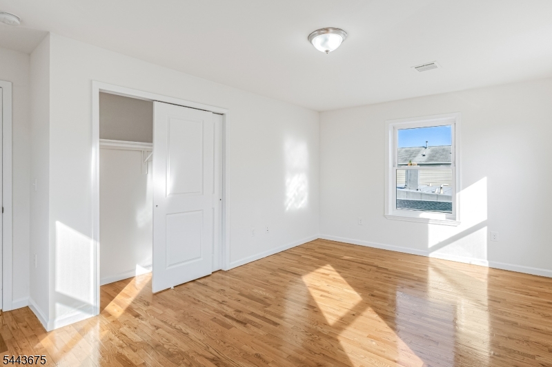 326 Magnolia Avenue Elizabeth NJ 07206