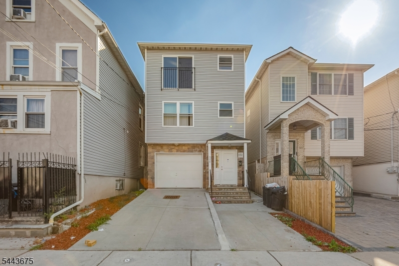 326 Magnolia Avenue Elizabeth NJ 07206