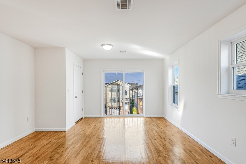 326 Magnolia Avenue Elizabeth NJ 07206