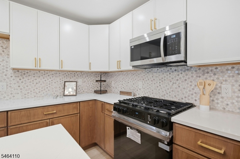 643 S 10th Street Newark NJ 07108