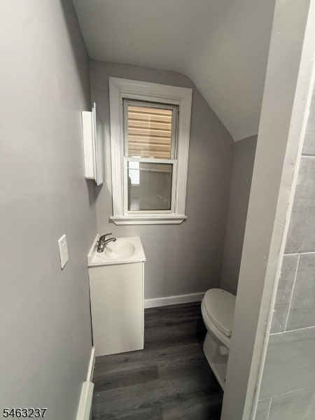 146 Leslie Street Newark NJ 07112