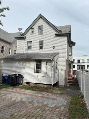 618 E 26th Street Paterson NJ 07504