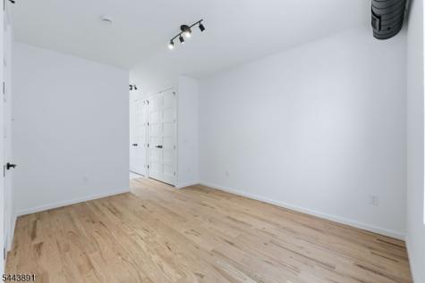 199 N Park Street East Orange NJ 07017