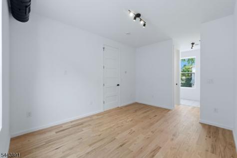 199 N Park Street East Orange NJ 07017