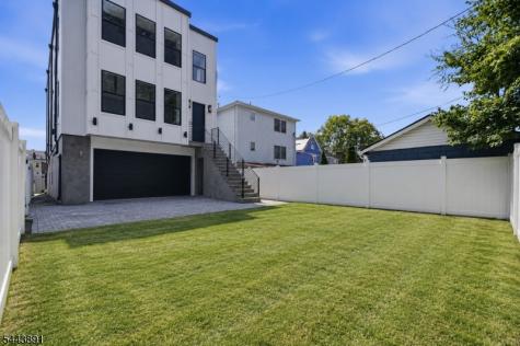 199 N Park Street East Orange NJ 07017