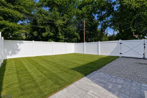 199 N Park Street East Orange NJ 07017