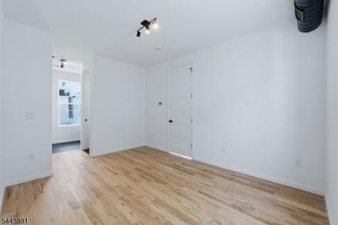 199 N Park Street East Orange NJ 07017